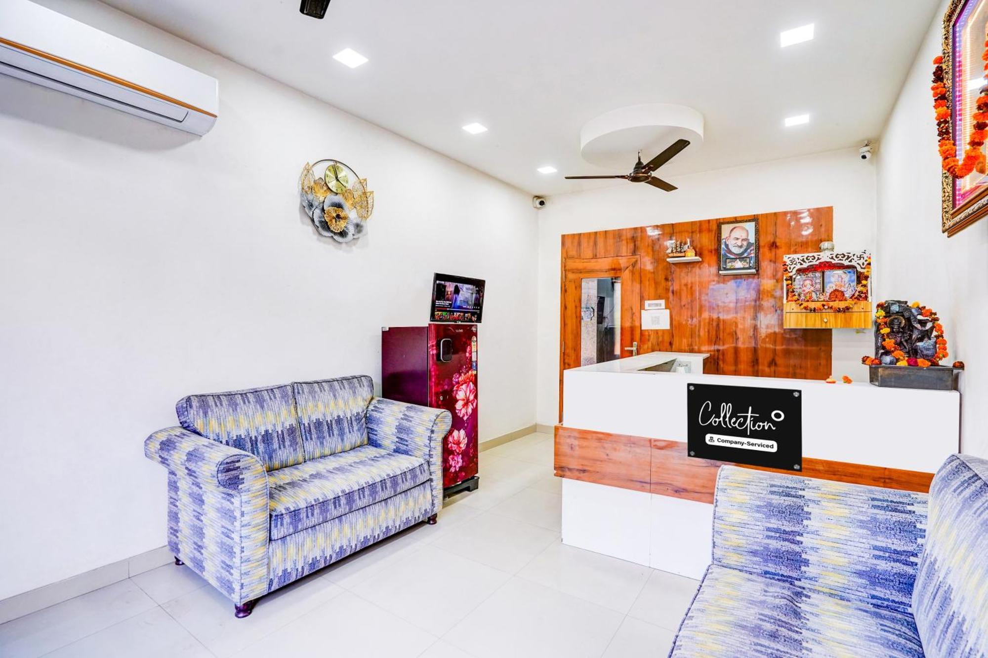 Hotel Super Collection O Sector 104 Noida Esterno foto
